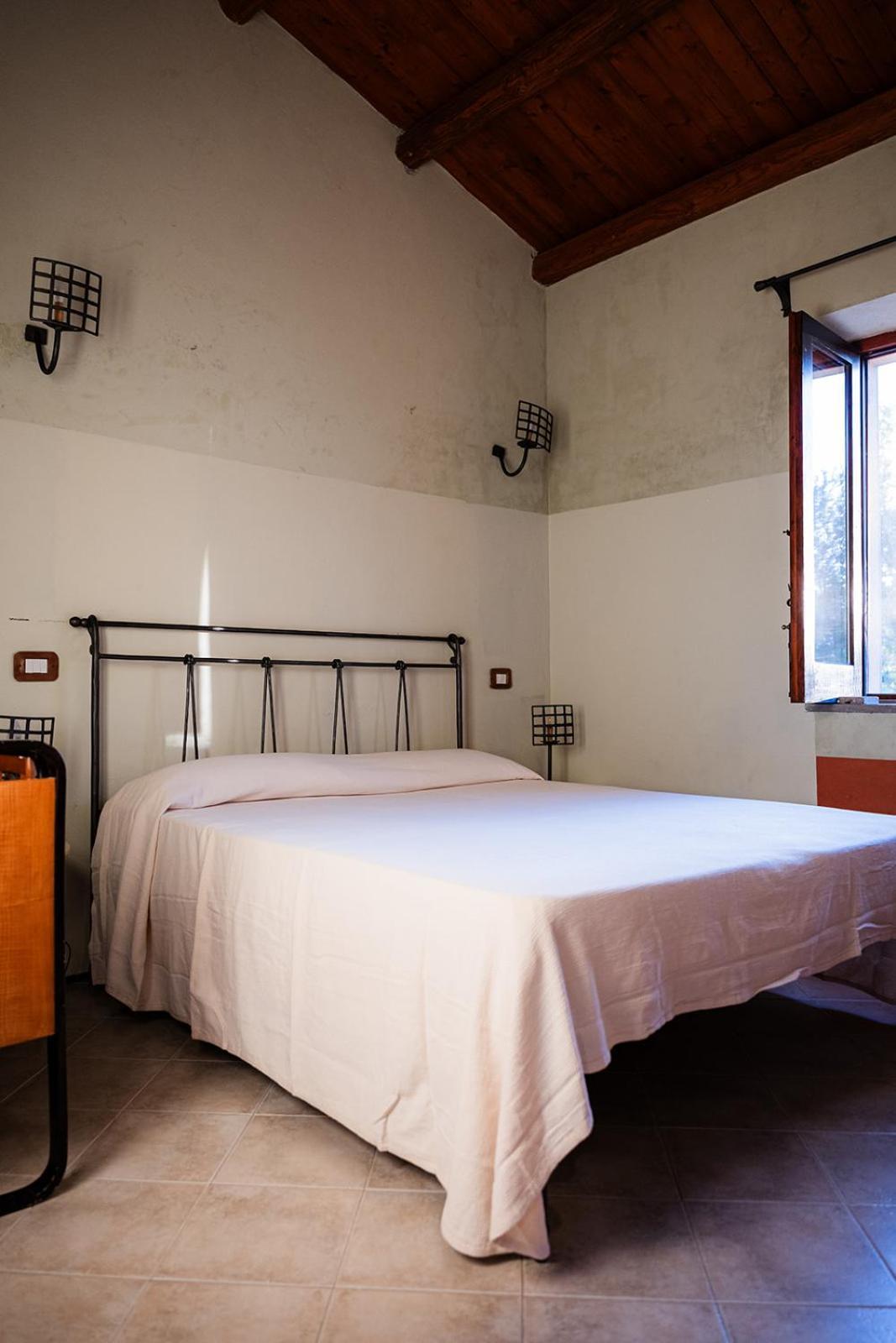 Bioagriturismo Antica Sena Milici المظهر الخارجي الصورة